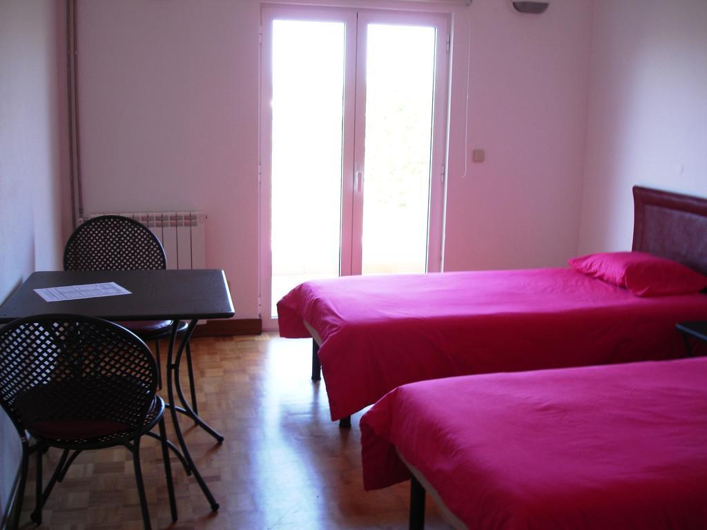 Hi Ofir - Pousada De Juventude Fao Room photo